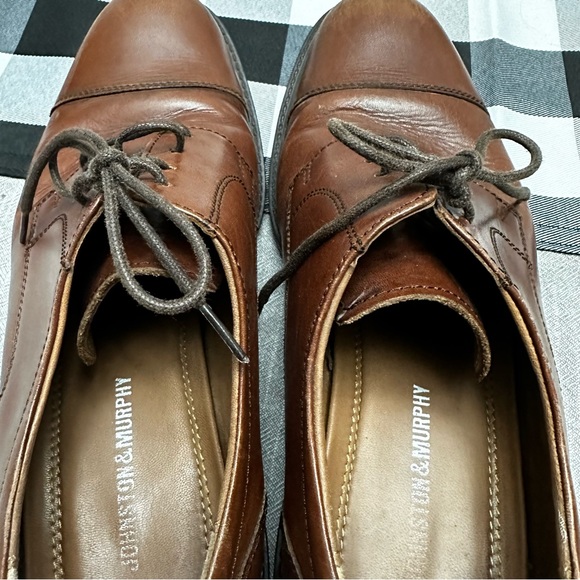 Johnston & Murphy Tabor Cap Toe - Picture 7 of 11